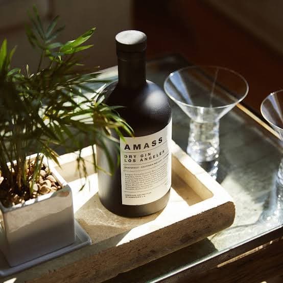 AMASS Dry Gin product photography