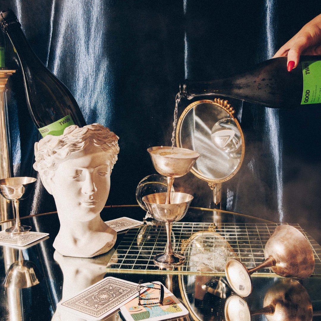 Good Twin Venus statue editorial